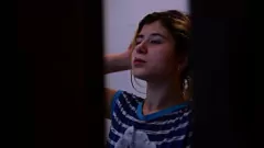 تشغيل التجسس على صديقتي الشقراء الساخنة تستحم