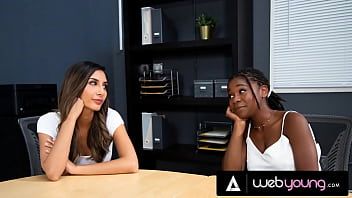 Play Young women are fucked both in the ass and in the pussies