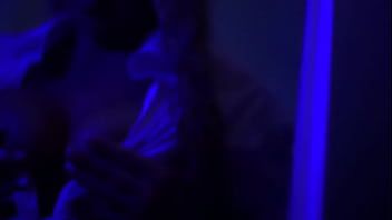 Play The girl with big breasts penetrates him very pleasantly