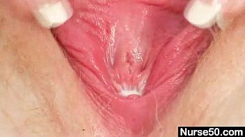 Redare Xxx oral si xxx facuta de o domnisoara roscata