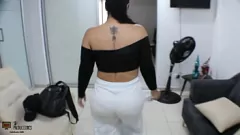 تشغيل الأخ غير الشقيق يترك نائب الرئيس في كل مكان قبل أن يمارس الجنس مع زوجة الأب الجزء 1
