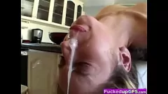 Afspelen Curvy Blonde's wilde interraciale drietal